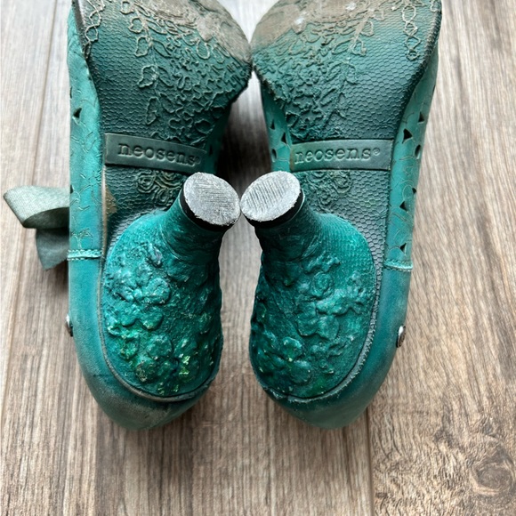 Neosens Turquoise Kitten Heels | 39 - Picture 8 of 9